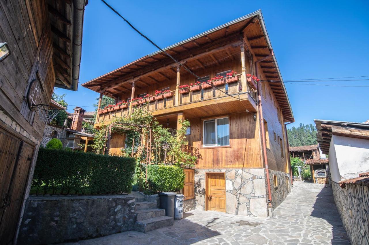 Guest House Roden Dom 코프리브시티차 외부 사진