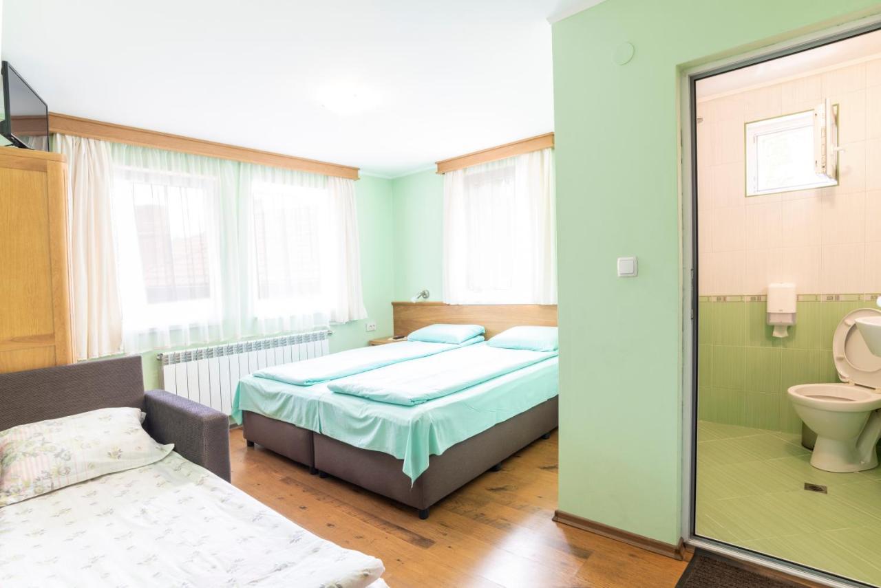 Guest House Roden Dom 코프리브시티차 외부 사진