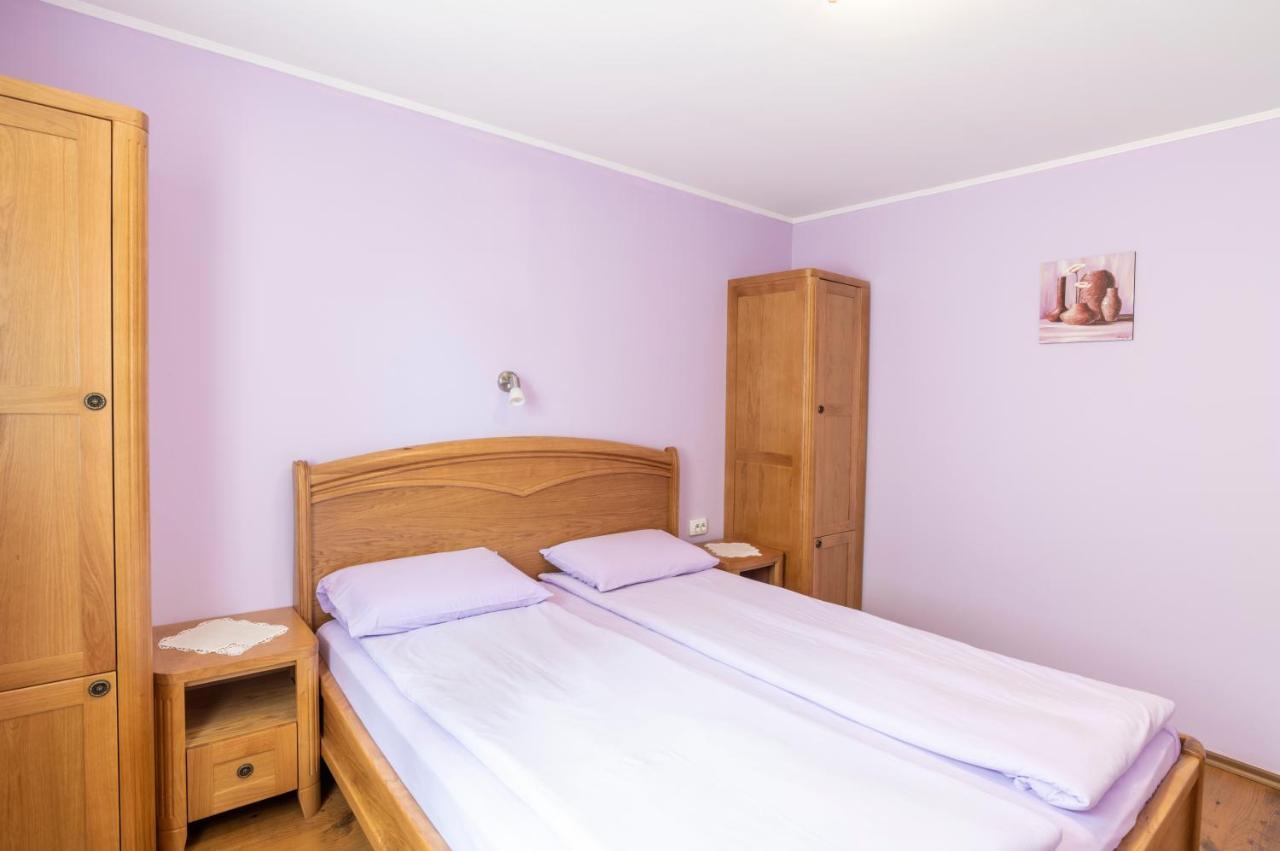 Guest House Roden Dom 코프리브시티차 외부 사진