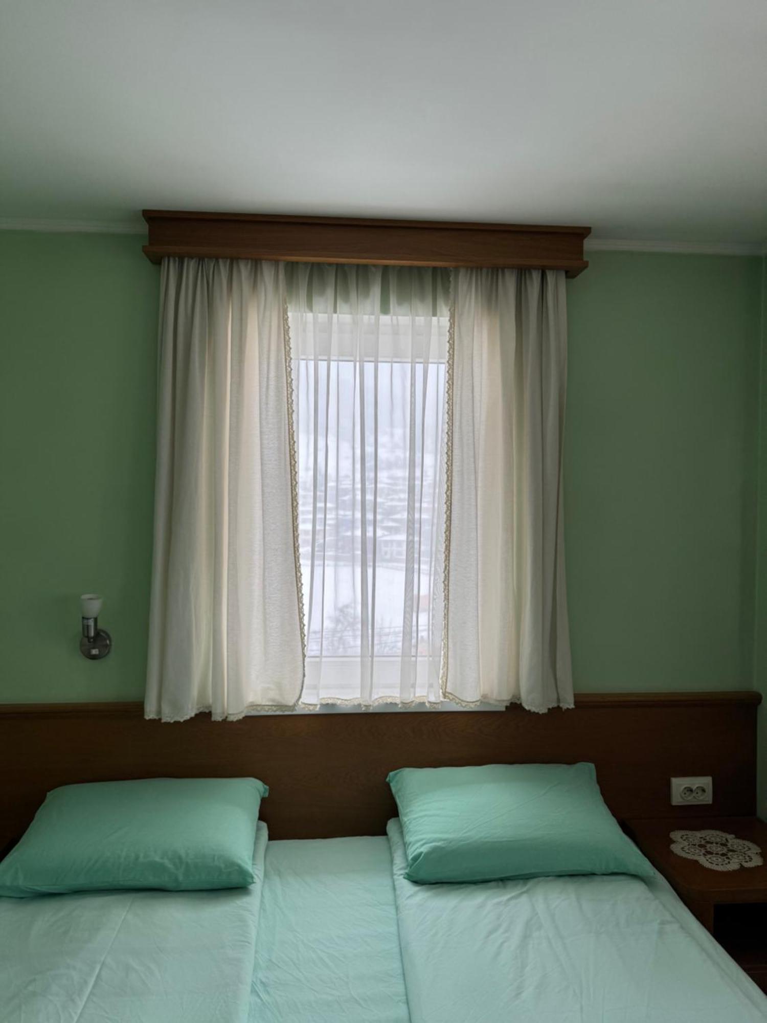 Guest House Roden Dom 코프리브시티차 외부 사진