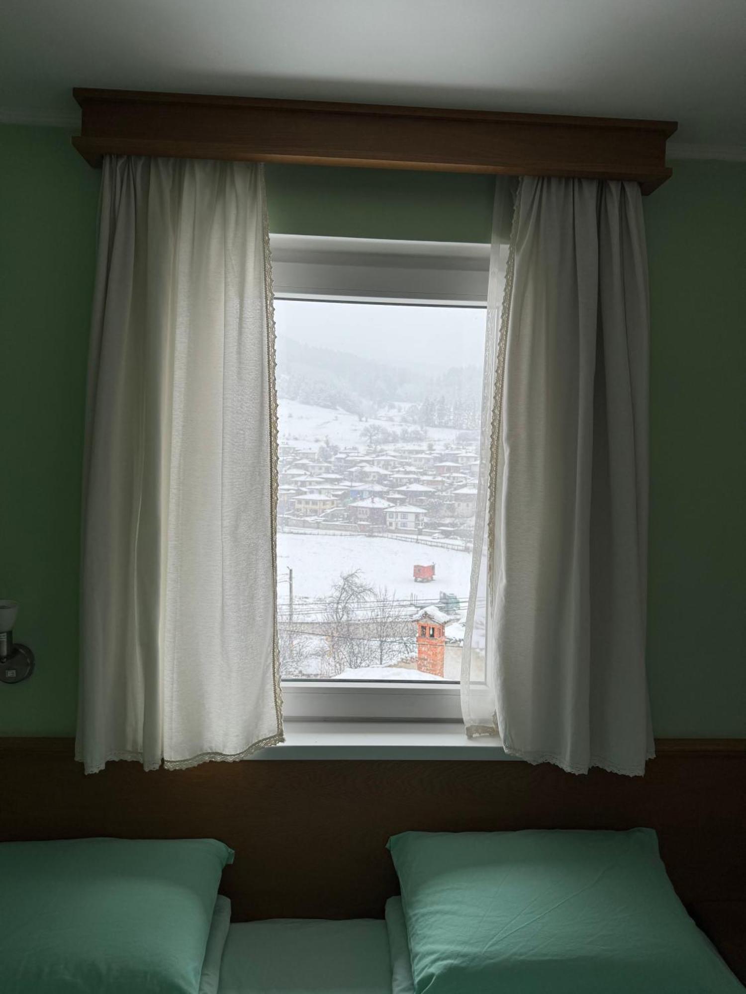 Guest House Roden Dom 코프리브시티차 외부 사진