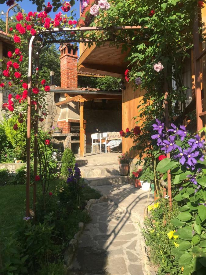 Guest House Roden Dom 코프리브시티차 외부 사진