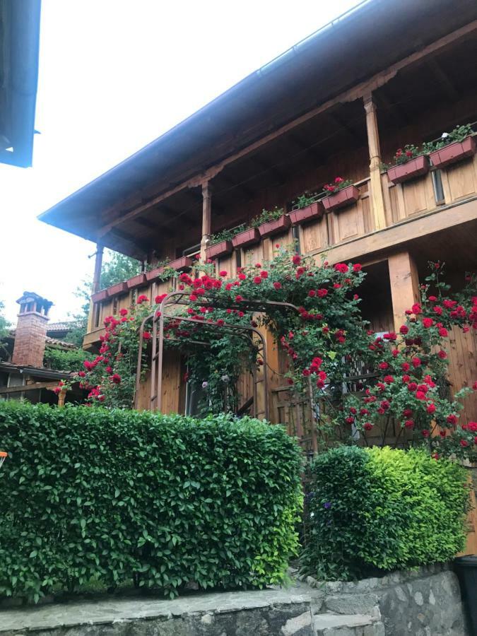 Guest House Roden Dom 코프리브시티차 외부 사진
