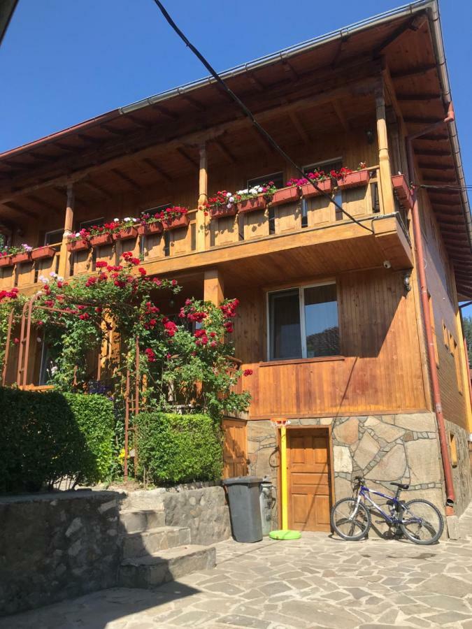 Guest House Roden Dom 코프리브시티차 외부 사진